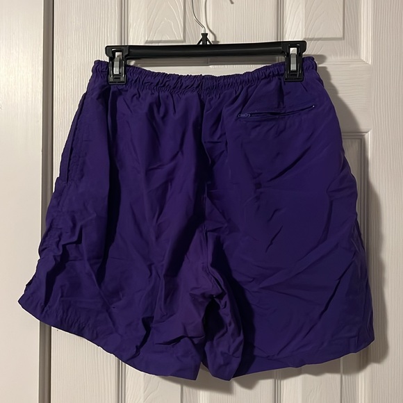 Men’s vintage nylon shorts - Picture 2 of 3
